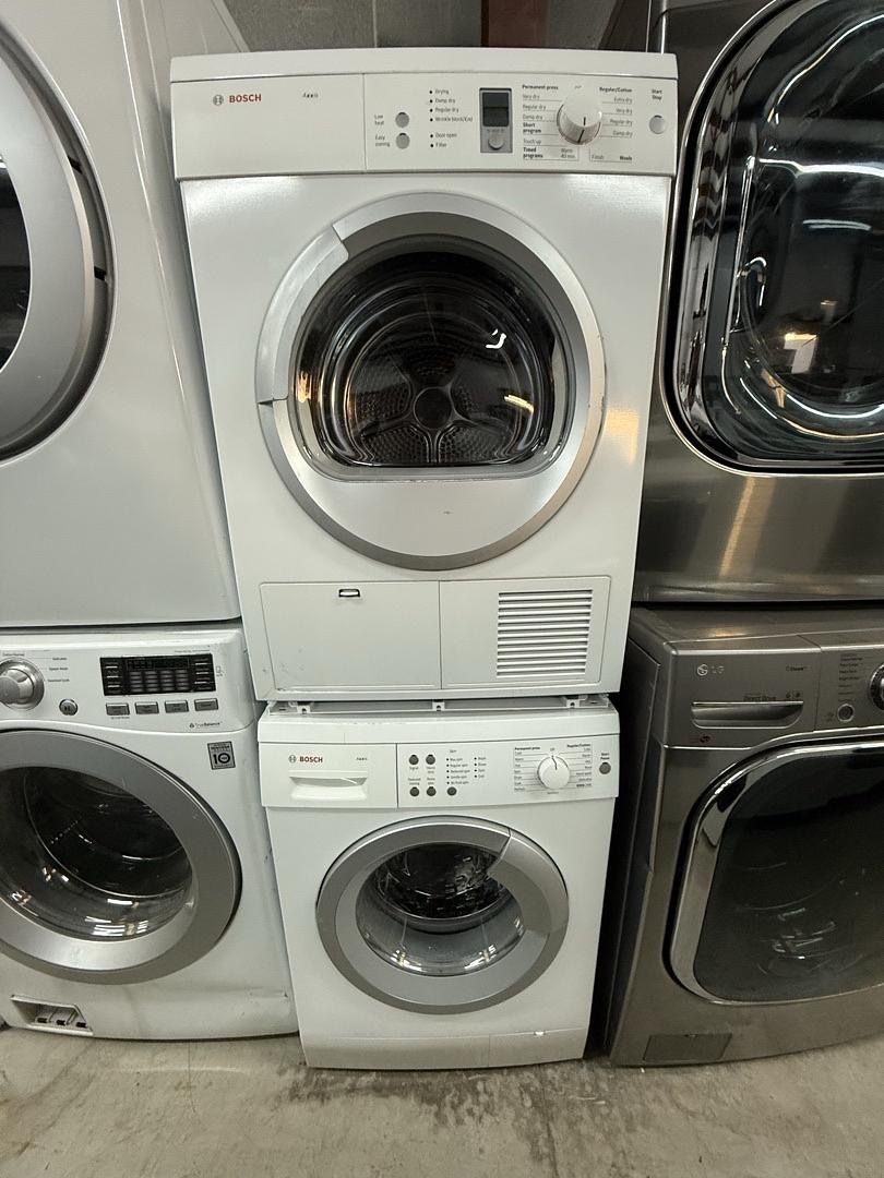 Bosch Apartment Size 24 inch Stackable Washer and Dryer Set