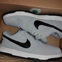 Nike Shoes Size 8.5 Men