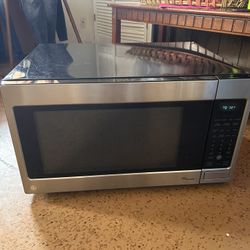 LG Microwave 
