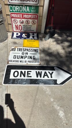 4 vintage sign bundle cheap porcelain