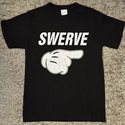 SWERVE Pointing Finger Men’s S Black Crew Neck Graphic Print Short Sleeve TShirt 