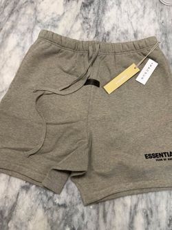 ESSENTIAL SHORTS