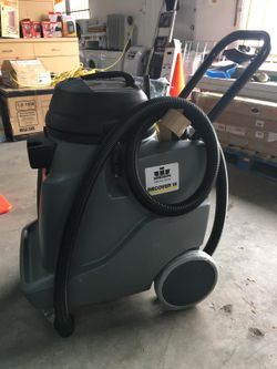 Windsor Recover 18 (just bottom part missing see the description) ST