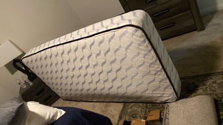 Twin mattress