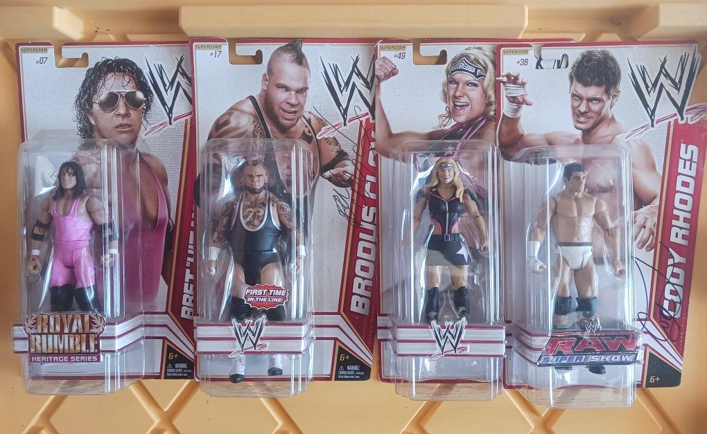 Wwe Wrestling Figures 2 Are Signed