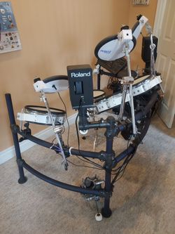 Roland electronic drum set