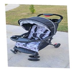 place add Kid Buggy Safe and Hip for Modern Family Life