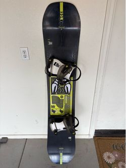 Rome Mechanic Snowboard (157W) With Trace Bindinds