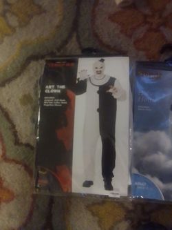Halloween 🎃 costumes brandnew