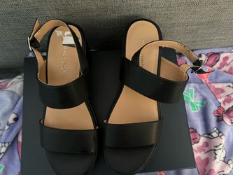 platform sandals Size 10 platform
