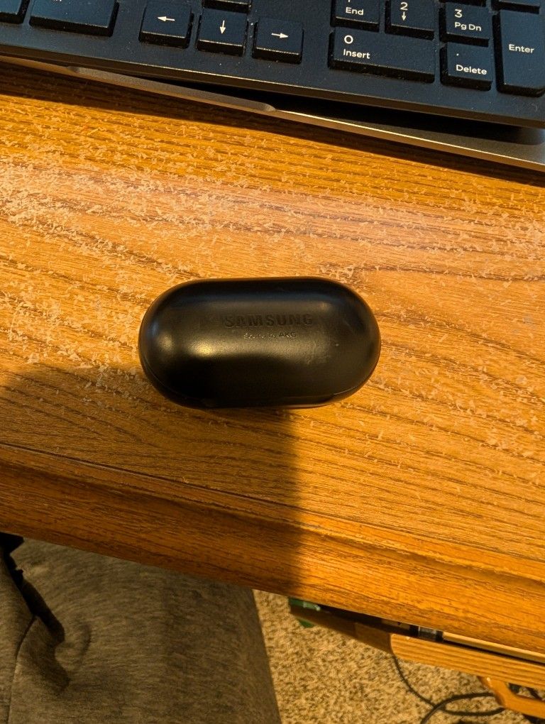 Samsung wireless earbuds