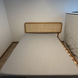 Queen Mattress Great Condition 