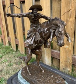 24" Bronze BRONCO BUSTER by Frederic Remington Founders Edition No 14/100