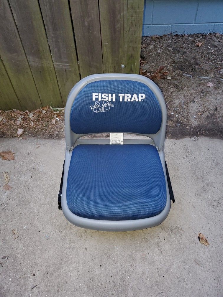 FISH TRAP DAVE GENZ BOAT SEAT