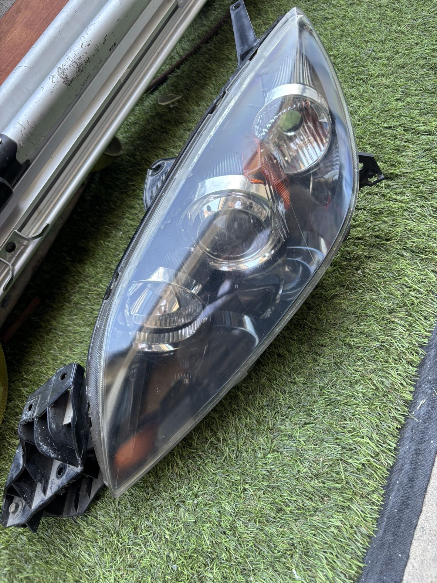 2009 Mazda 3 Hatchback Driver HID Headlight