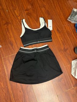 Alo Yoga Sports Bra and Skirt Set