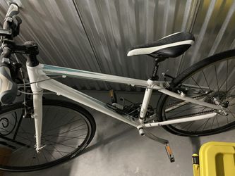 Giant Hybrid Bike Women’s