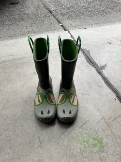 Dinosaur Rainboots youth size 3