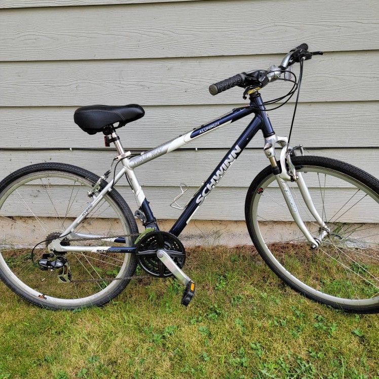 SCHWINN TRAIL WAY BIKE