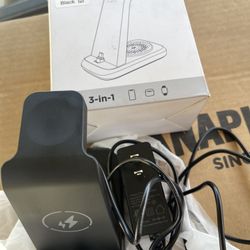 VCVS 3-in-1 wireless charging station - New Open Box