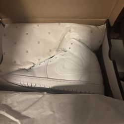 Air Jordan 1 Mid
