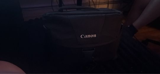 Canon Rebel T7