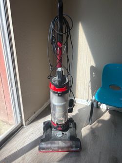 $10 Bissell CleanView Upright Vacuum