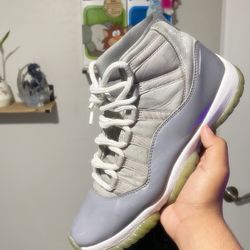 Jordan 11cool Grey