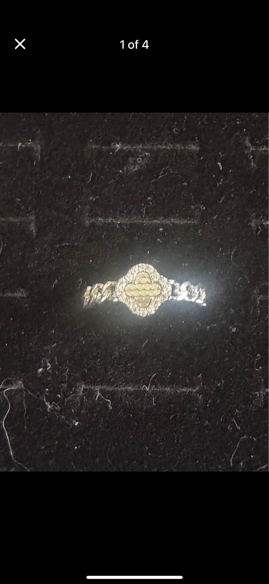 Clover Ring