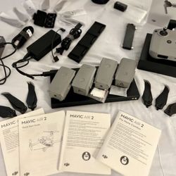 DJI Air 2 NFZ REMOVED Fly More Combo Drone *UNLOCKED* - Grey (https://offerup.com/redirect/?o=Q1AuTUE=.00000346.01)