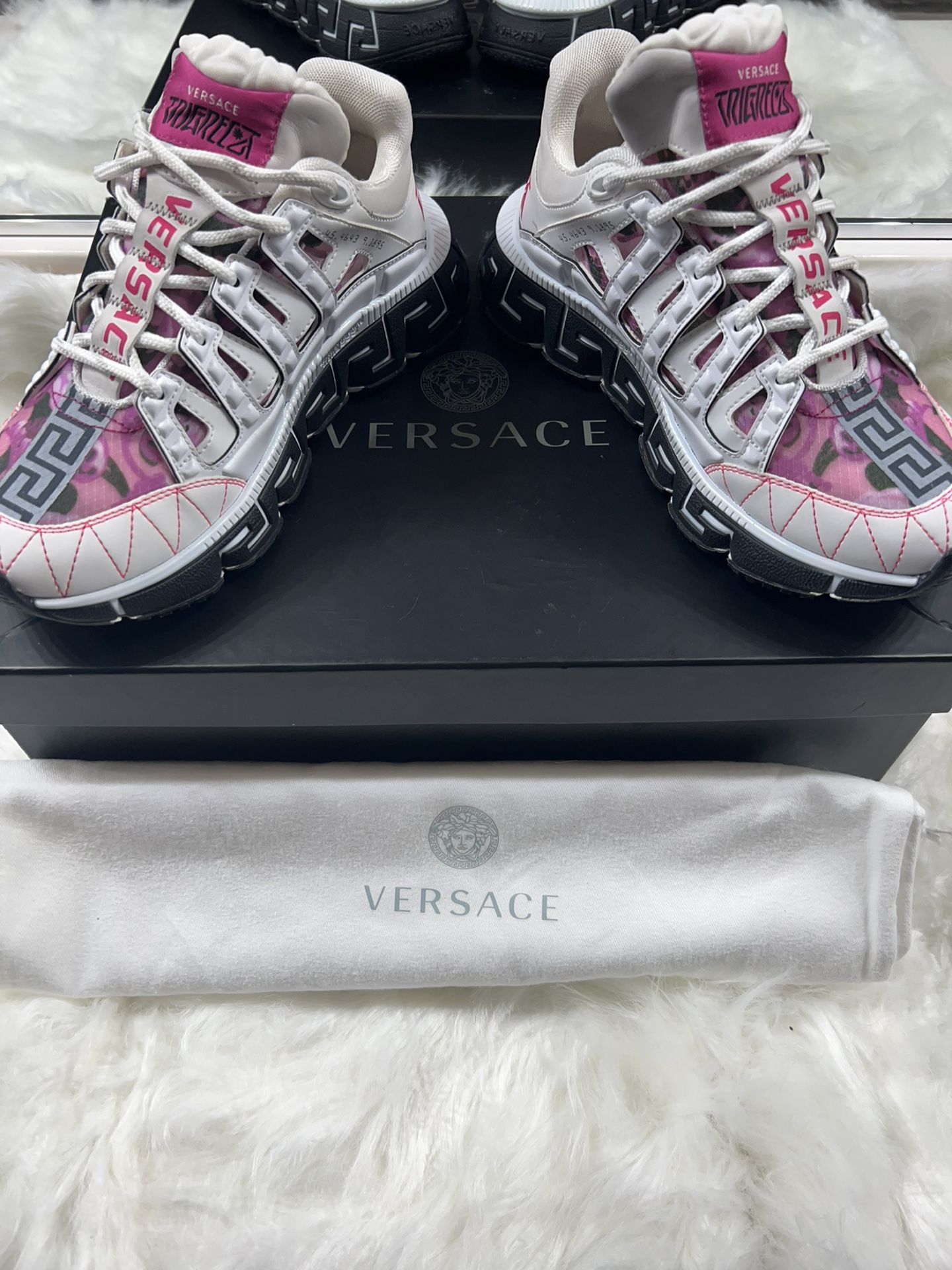VERSACE Trigreca Sneakers