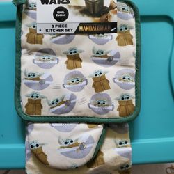 Disney Star Wars Mandalorian Baby Yoda Grogu Kitchen Set