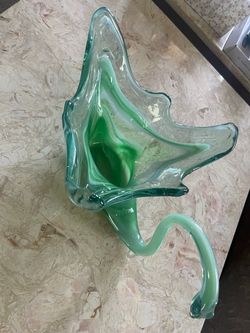 vintage Mid-Century Modern (MCM) hand-blown art glass swan bowl, often referred to as a "stretch" or "swirl" swan dish