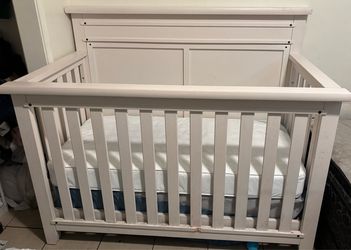 Baby crib