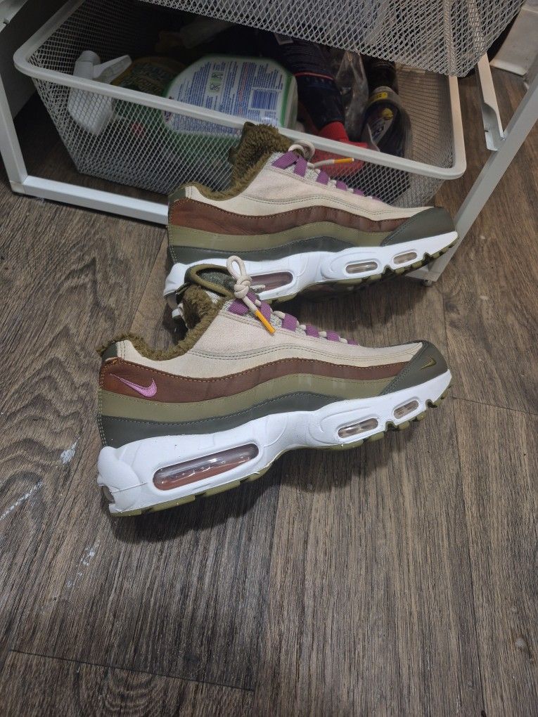 Nike Air Max 95
N7 (2023)