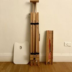 Art Easel & Paint Palette