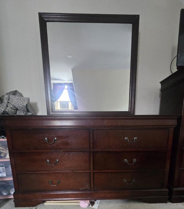 Alistair Queen Bedroom Set