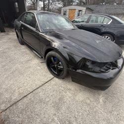 2000 Ford Mustang