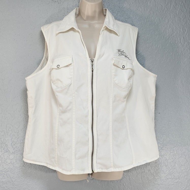 Harley Davidson Women’s Size 2W (22-24) White Denim Embroidered Zip Biker Vest