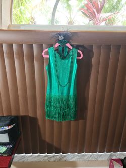 Flapper Girl Dress With Accessories 