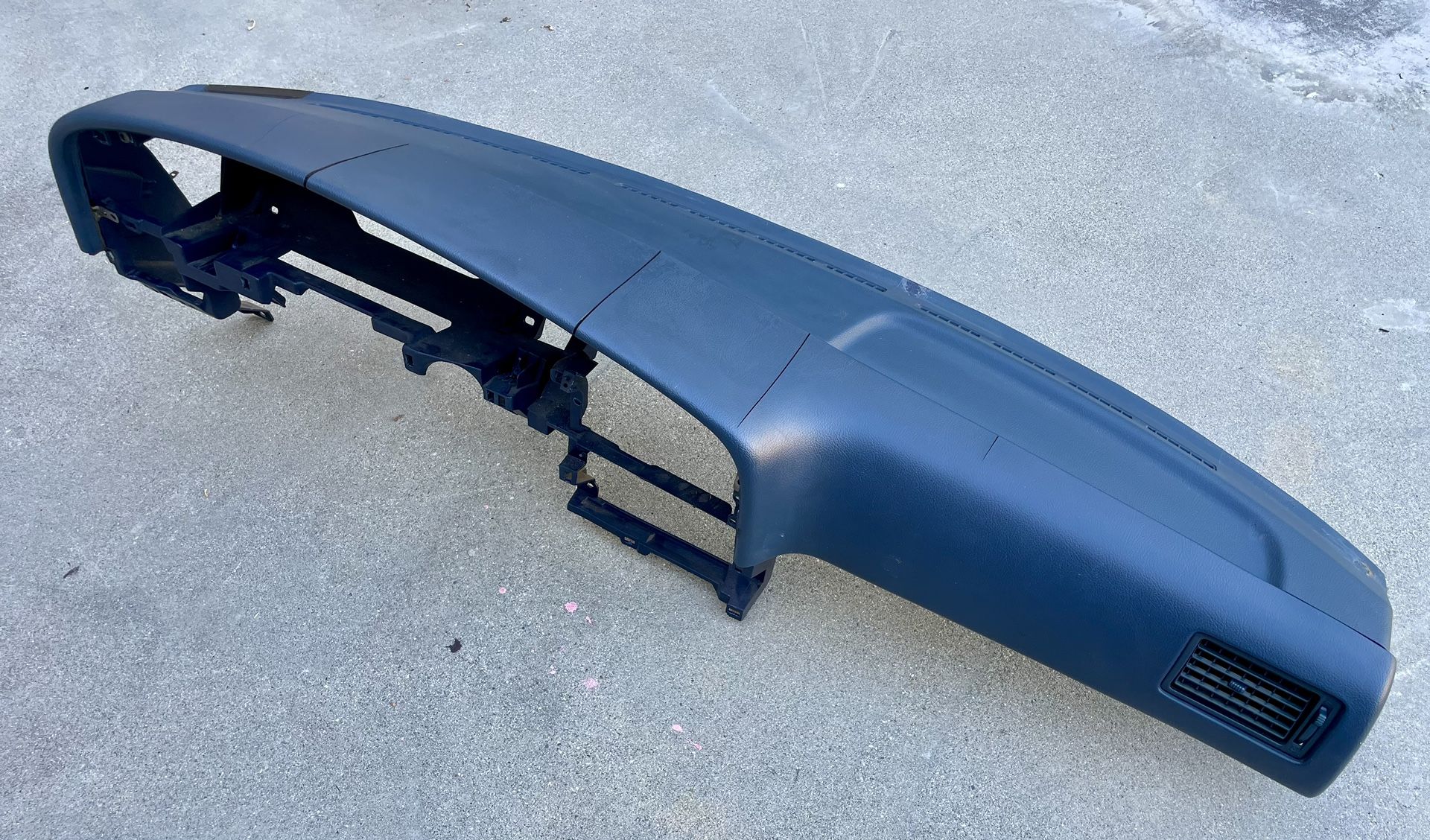 89 - 94 Toyota Pickup Hilux Dash Board Panel Frame Assembly Pad Complete 55311-89114