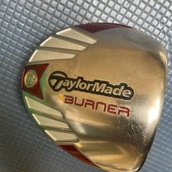 Taylormade (burner 10.5’ R-flex 59g)