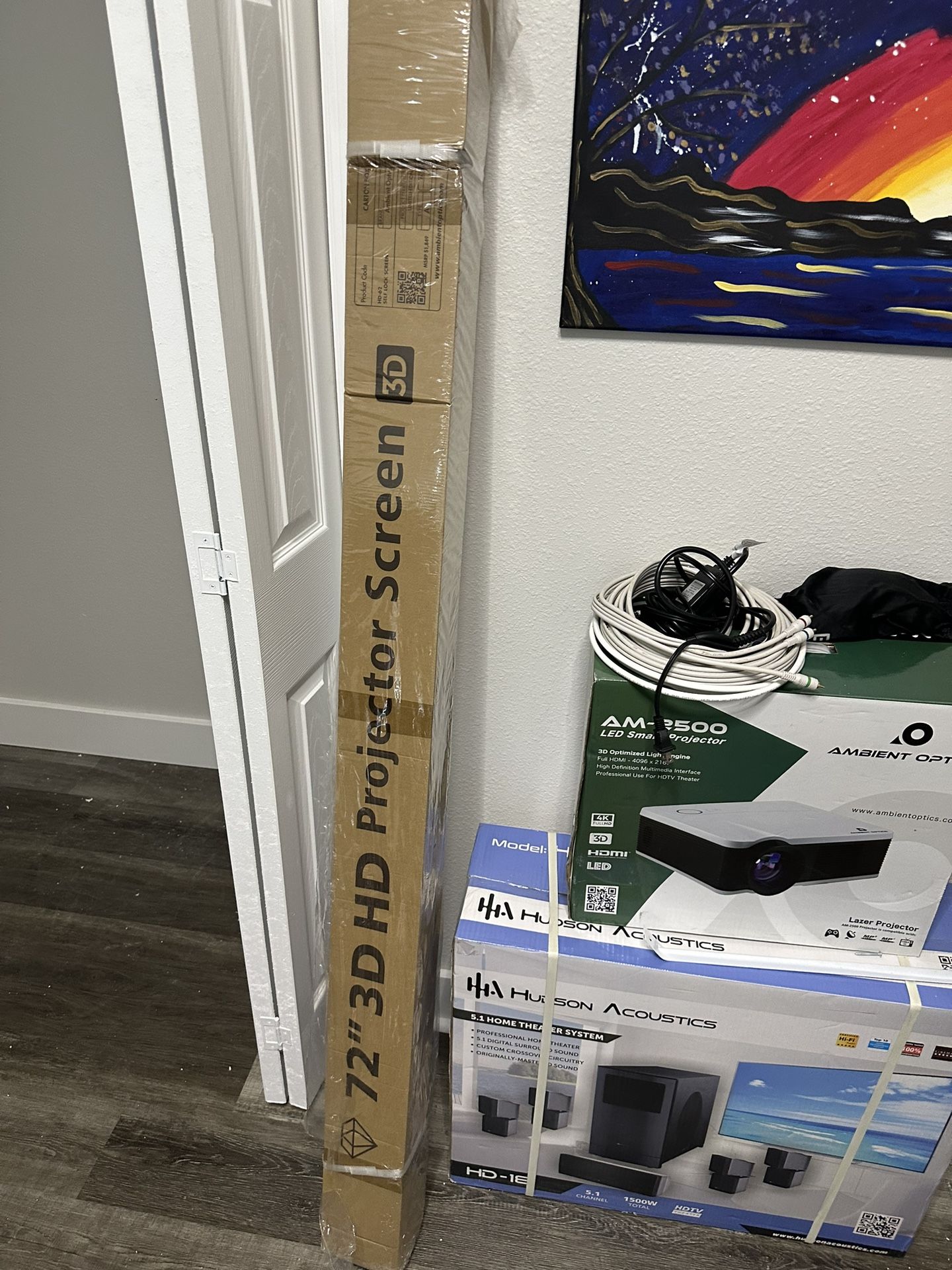 NIB 72” 3D HD projector screen