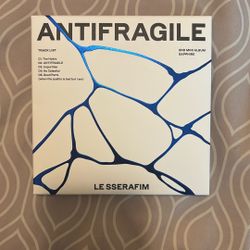 Antifragile Le Sserafim Sapphire Compact Album