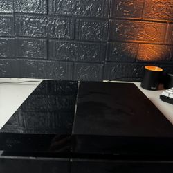 PS4 (Release model, Jailbreakable)
