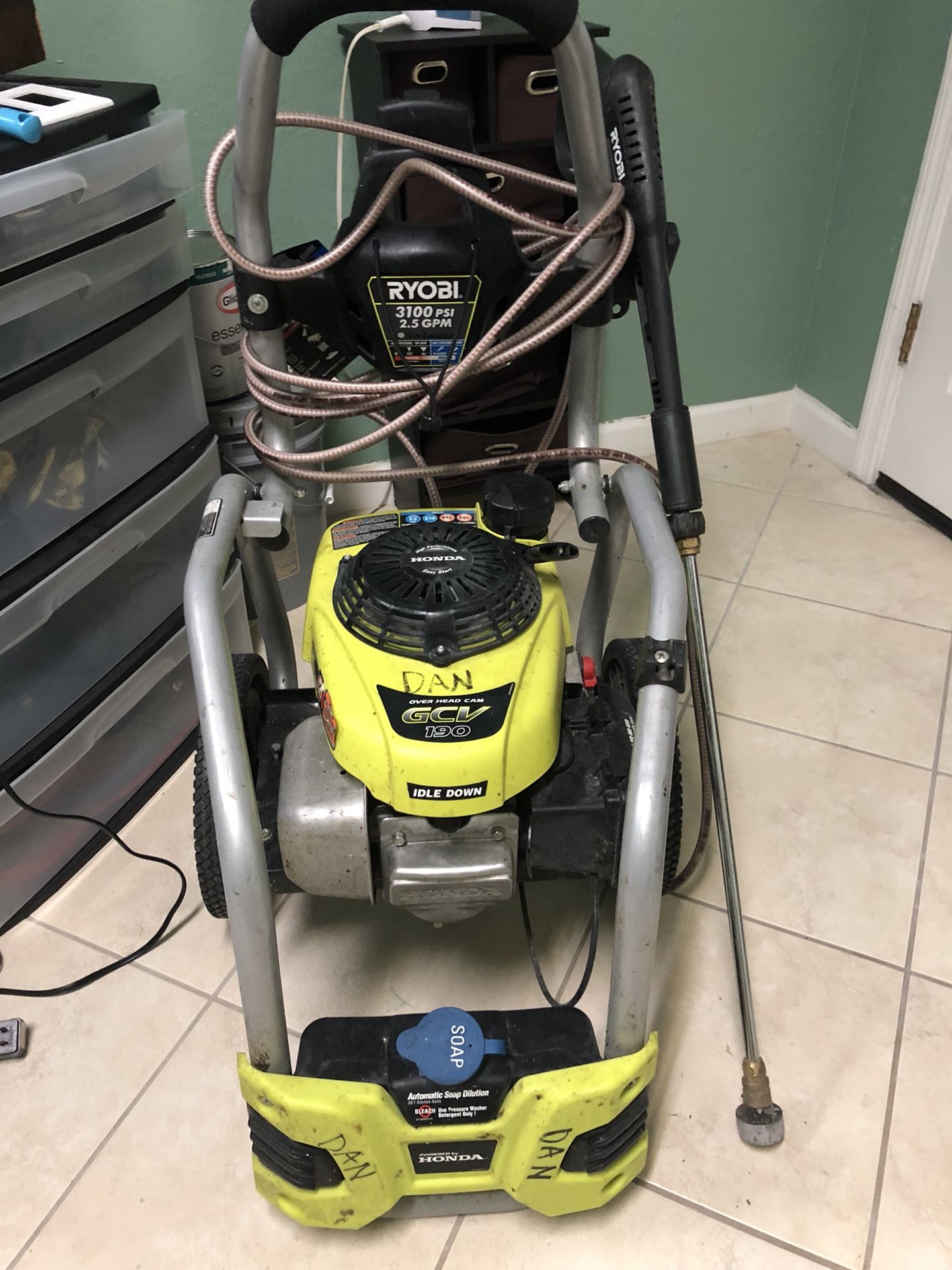 Ryobi 3100 PSI PRESSURE WASHER very good condition