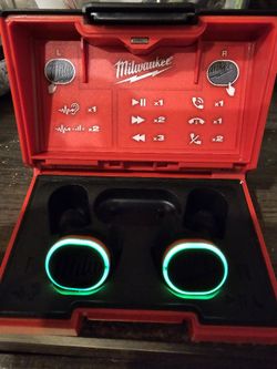 Milwaukee Jobsite Ear Buds