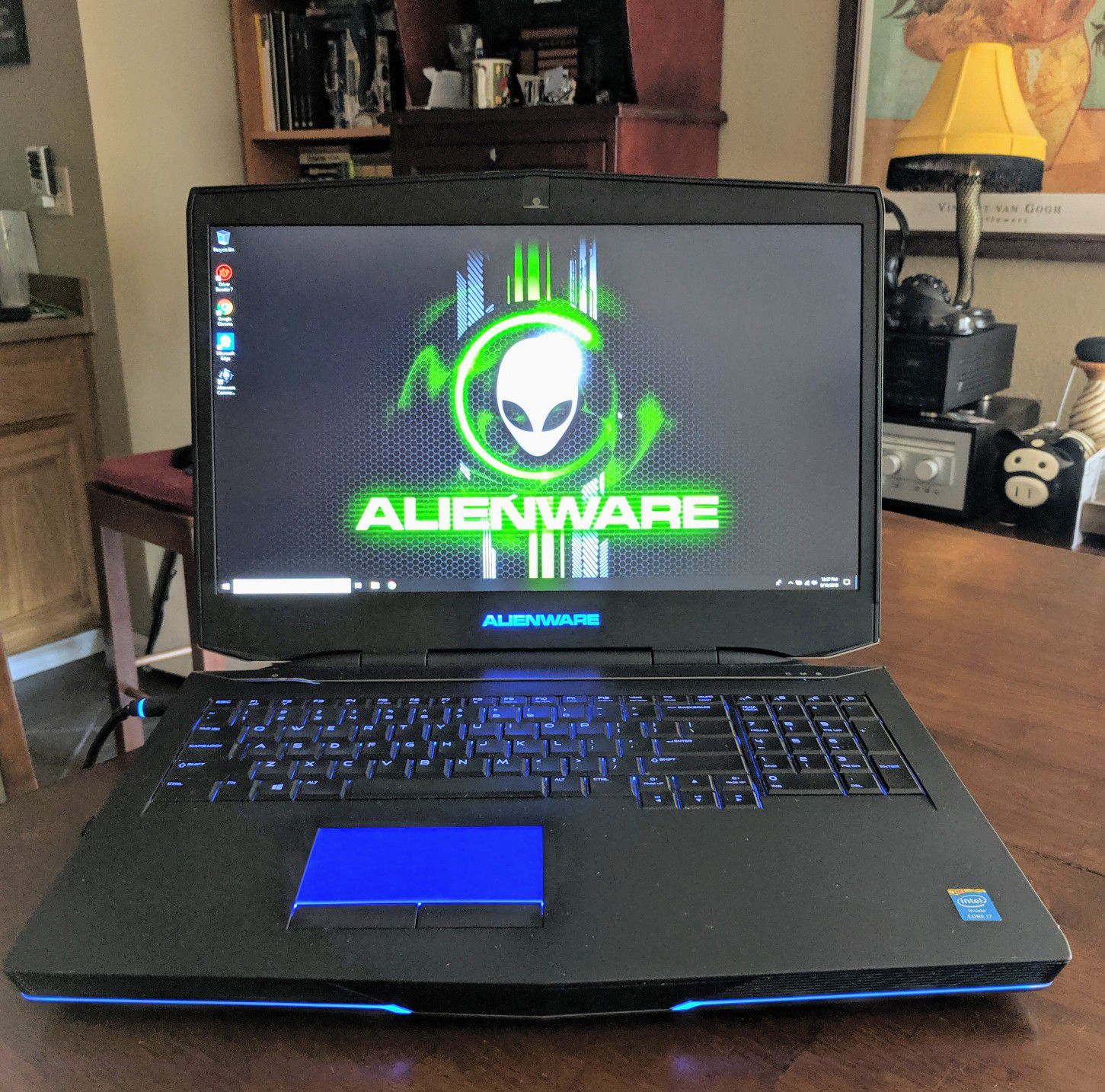 Alienware 17 i7 2.5 16gb RAM 1tb w/ ssd