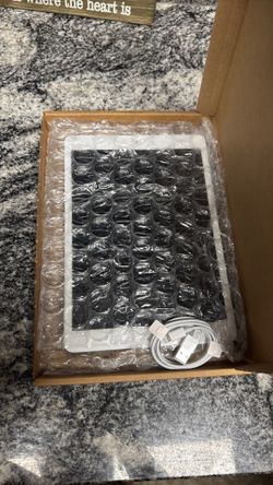 Apple iPad 7th generation 10.2 inch screen