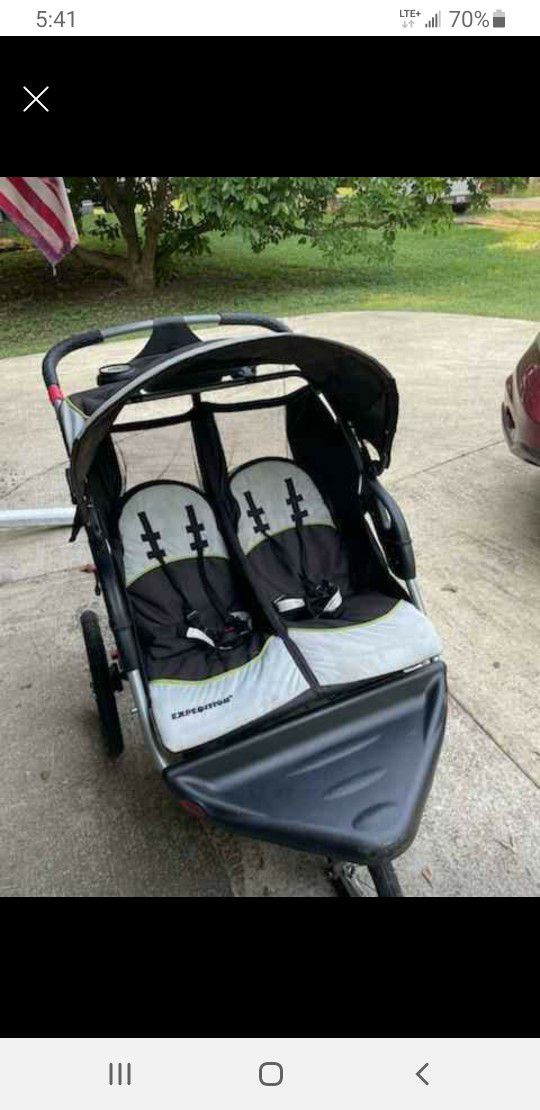 baby trend expedition Double jogging stroller